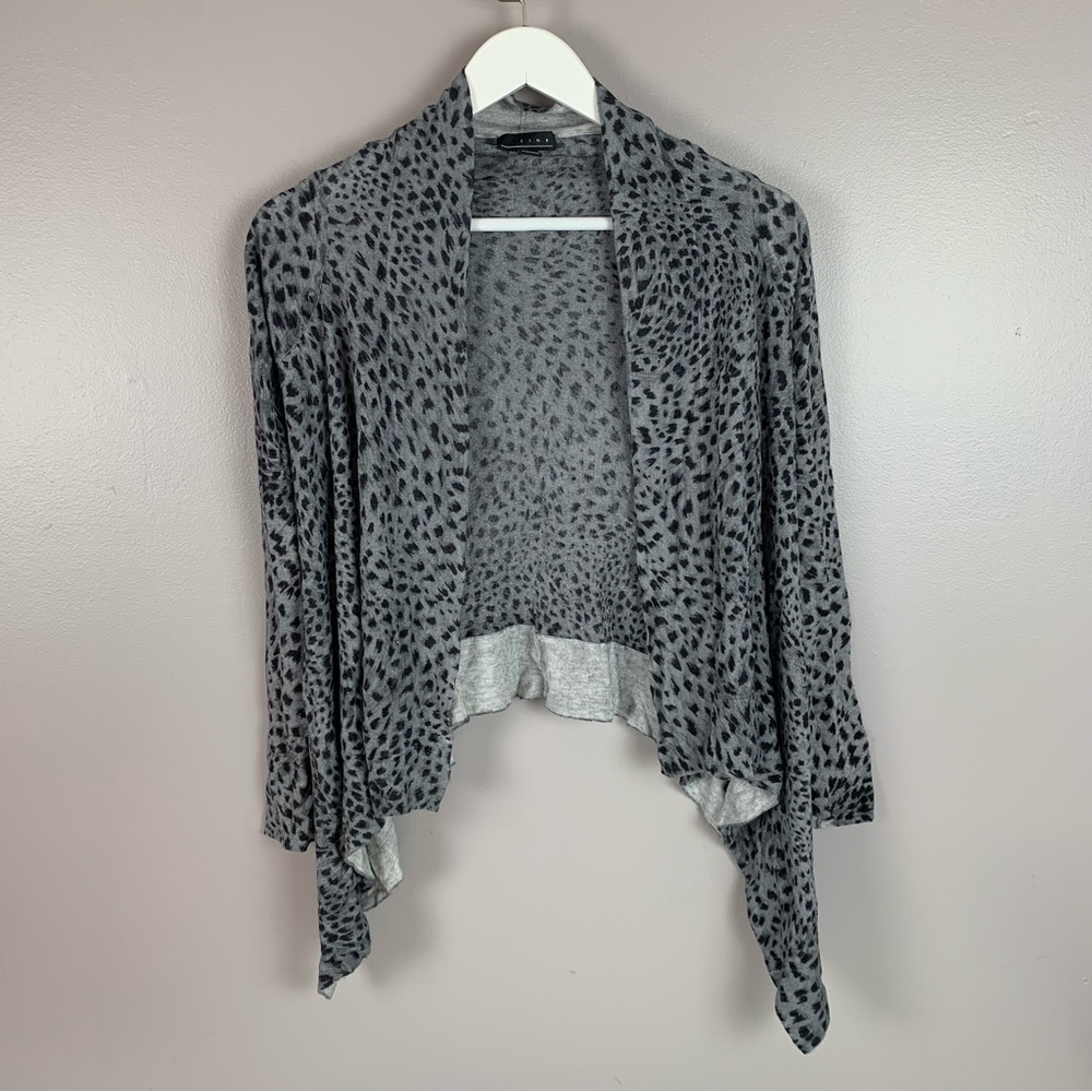 Line Cardigan Sweater Animal Print Medium